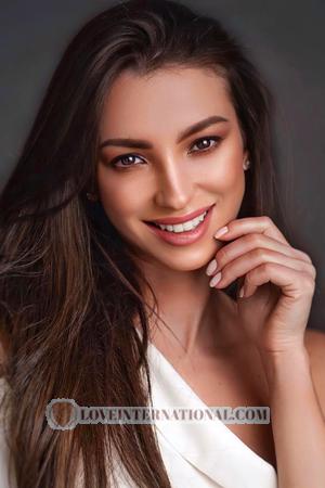 207269 - Alesia Alter: 39 - Ukraine