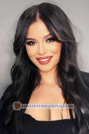207289 - Anastasiia Alter: 21 - Ukraine