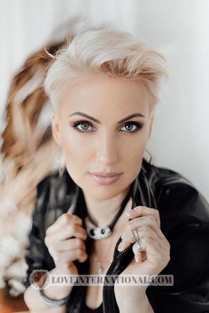207408 - Nadiya Alter: 48 - Ukraine