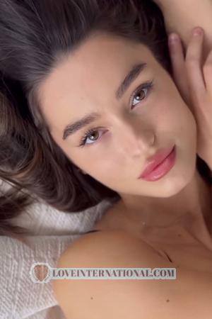 208767 - Darya Alter: 26 - Ukraine