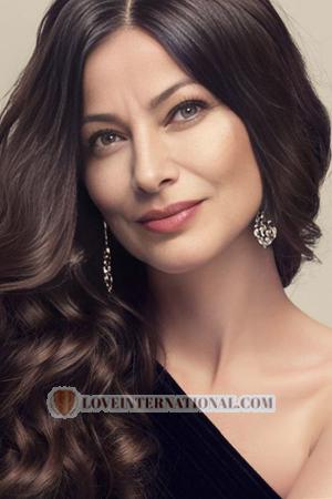 209943 - Larisa Alter: 53 - Ukraine