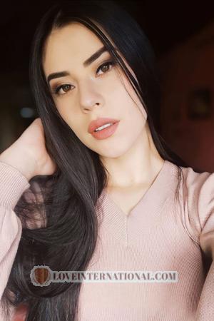 210531 - Estefania Alter: 23 - Kolumbien