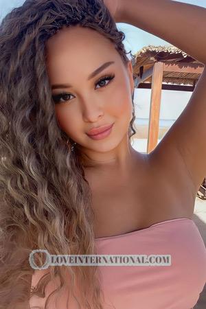 210606 - Dayana Alter: 26 - Kasachstan