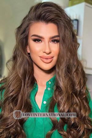 211936 - Kristina Alter: 30 - Ukraine