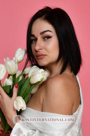 213322 - Dariia Alter: 33 - Ukraine