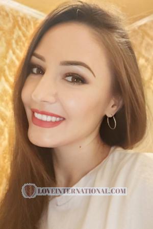 213411 - Rozalinda Alter: 40 - Ukraine