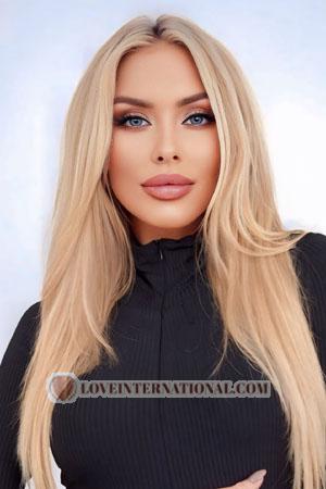 214040 - Veronika Alter: 33 - Ukraine