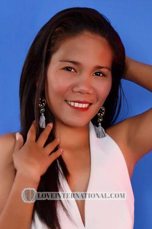 Ladies of Davao Stadt