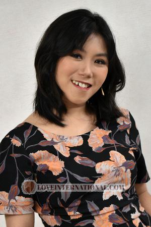 216155 - Evamae (Mae) Alter: 26 - Philippinen