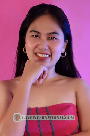216385 - Erjosbeth Alter: 28 - Philippinen