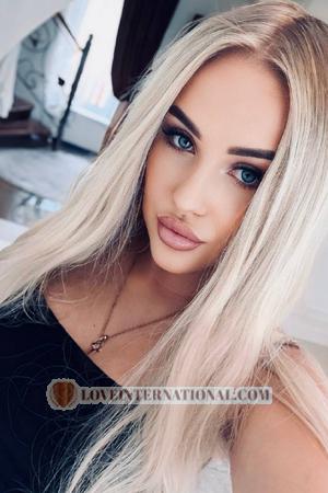 216762 - Ivanka Alter: 27 - Ukraine
