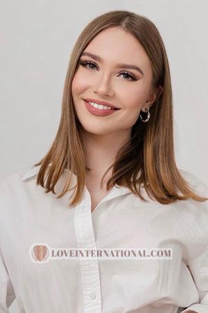 217401 - Diana Alter: 26 - Ukraine