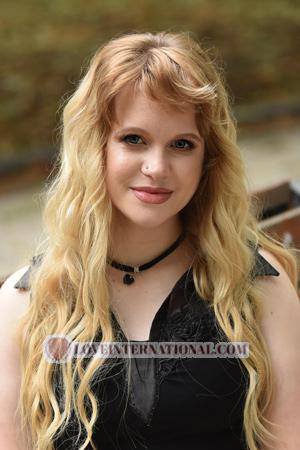 217962 - Eugenia Alter: 32 - Ukraine