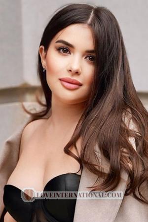 218560 - Viktoria Alter: 26 - Ukraine
