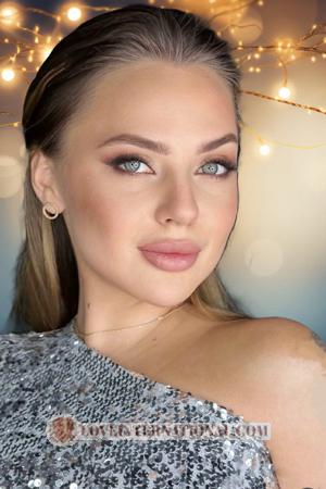 219115 - Alina Alter: 27 - Ukraine