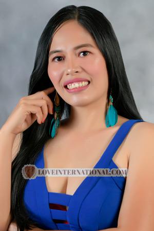 Ladies of Philippinen