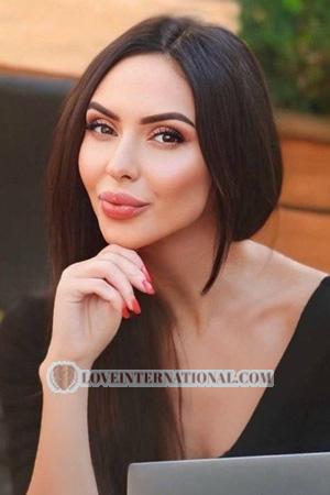 221504 - Olga Alter: 38 - Ukraine