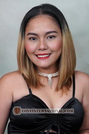 Ladies of Philippinen