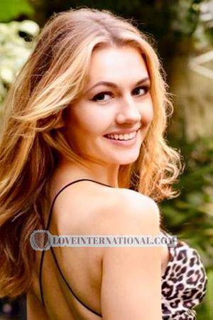 222545 - Polina Alter: 28 - Ukraine
