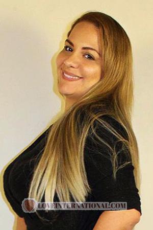 222590 - Angely Alter: 42 - Costa Rica