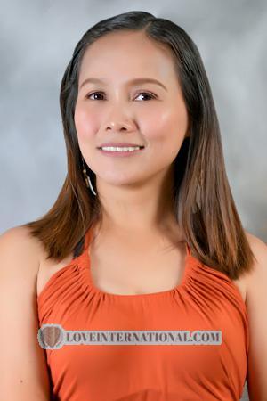 222595 - Dolores Alter: 41 - Philippinen
