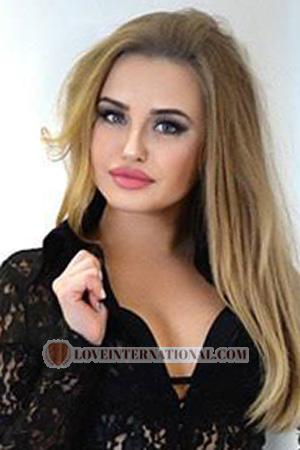 222752 - Eleonora Alter: 35 - Ukraine