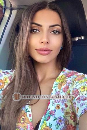 222826 - Yulia Alter: 35 - Ukraine