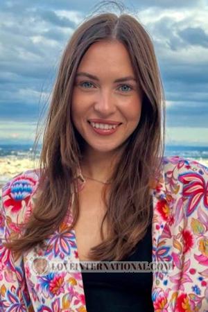 224960 - Kseniia Alter: 32 - Ukraine