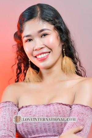 Ladies of Philippinen