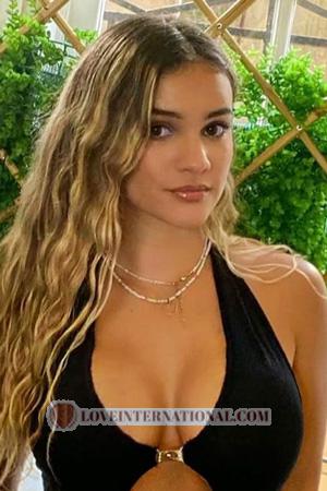 225355 - Carolina Alter: 26 - Costa Rica