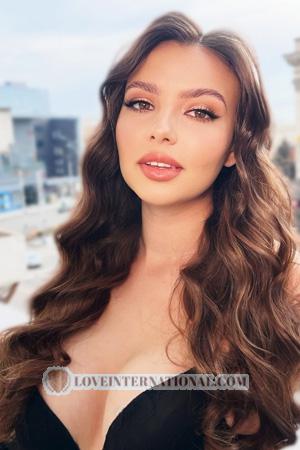 225393 - Tetiana Alter: 26 - Ukraine