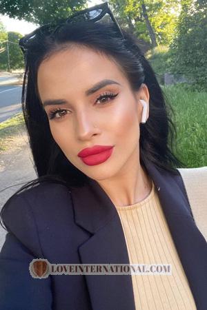 225394 - Iryna Alter: 28 - Ukraine