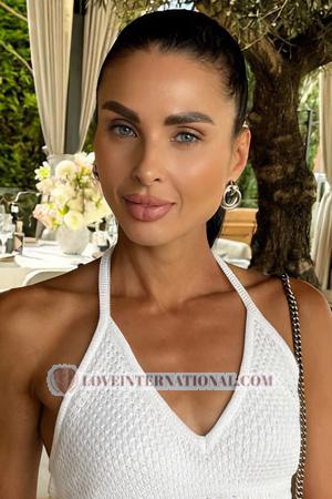 225404 - Nataliia Alter: 45 - Ukraine