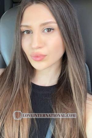 225841 - Diana Alter: 24 - Ukraine