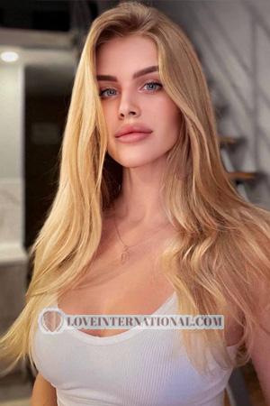 225968 - Elvira Alter: 28 - Ukraine