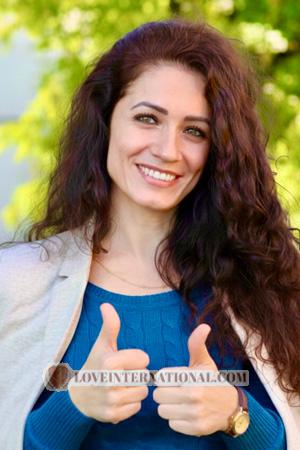 226092 - Olga Alter: 41 - Ukraine