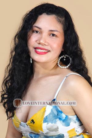 Ladies of Cebu Stadt