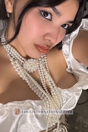226655 - Nilufar Alter: 22 - Turkmenistan