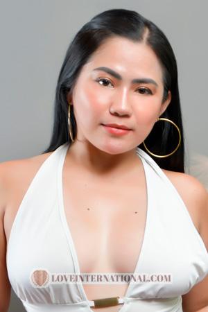 Ladies of Cebu Stadt