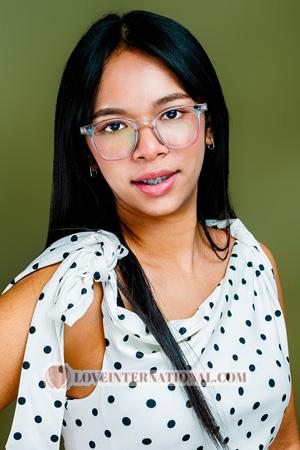 226875 - Marisa Alter: 23 - Thailand