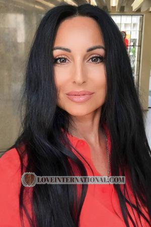 227040 - Olha Alter: 56 - Ukraine