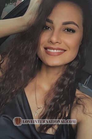 227044 - Yana Alter: 30 - Ukraine