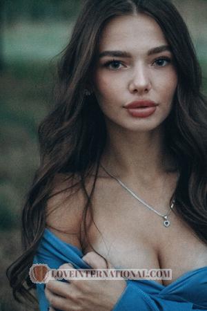227242 - Diana Alter: 21 - Ukraine