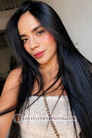 227507 - Maricela Alter: 27 - Kolumbien