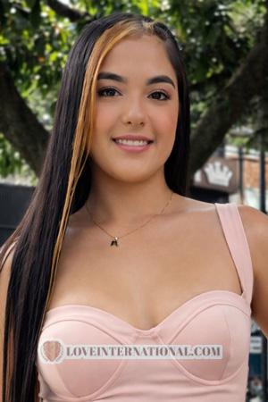 227599 - Fernanda Alter: 24 - Kolumbien