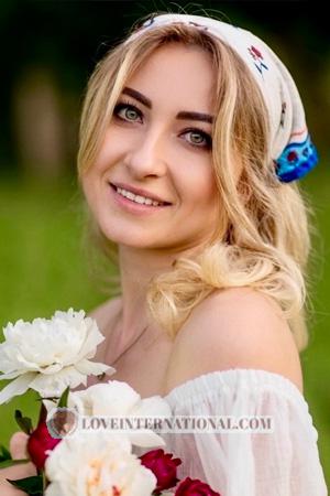 228191 - Valentina Alter: 43 - Ukraine