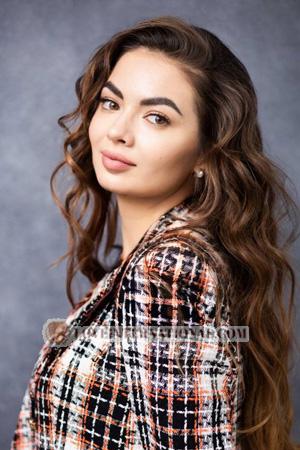 228193 - Alina Alter: 26 - Ukraine