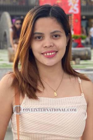 Ladies of Philippinen