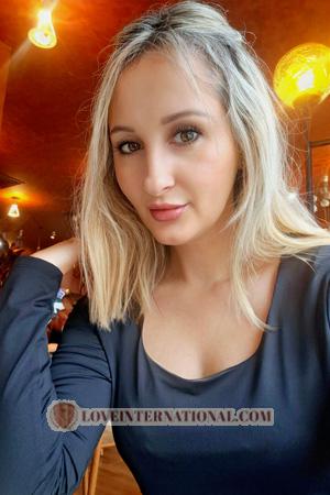 229133 - Natalia Alter: 40 - Ukraine