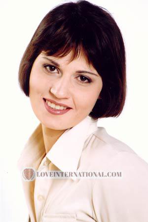 50558 - Olga Alter: 31 - Ukraine